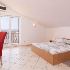 Apartments in Karlobag - Velebit Riviera 42477