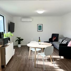 Bowerbird Cottage, hotel in Camberwarra