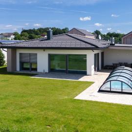 Villa Mit Pool In Stegersbach, hotel u gradu Neudauberg