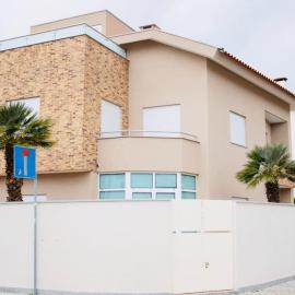 Casa Colibry, hotel in Marinhas