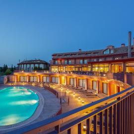 Dorma Layos Golf, hotel din Layos