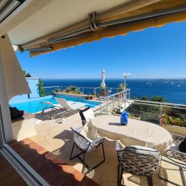 Eze sur mer - vue Saint Jean Cap Ferrat, hotel i Èze