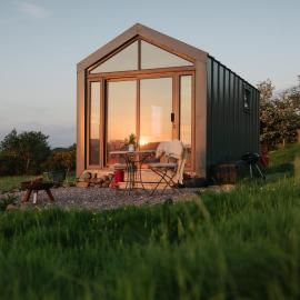 Oaklane Glamping Cabins, хотел в Кенмеър