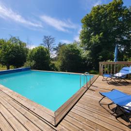 Trente-Trois Le Nouhaud, hotel v destinácii Saint-Amand-Jartoudeix