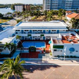 Pousada Suites at Hollywood Beach