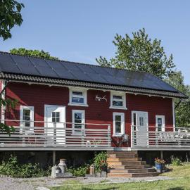 Skärgårdslägenhet med havsutsikt i Sankt Anna! NR1, Hotel in Sankt Anna