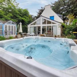 4 Bedroom Pet Friendly Home In Quiberon