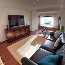 Lisbon T2 apartment in condominium in Linda-a-Velha Oeiras Lisbon