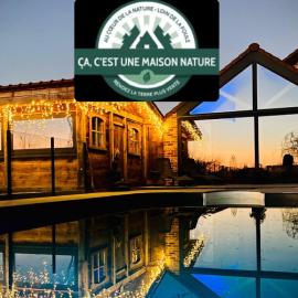 Les Sources d'Hon - Gîte & Espace wellness، فندق في Hon-Hergies