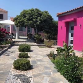 Samos garden studio, Hotel in Mytilinioí