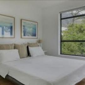 Lovicc Guest house mafikeng – hotel w mieście Mahikeng