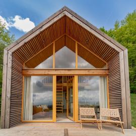 Glamping Zarja, Vipava Valley, ξενοδοχείο σε Zoll
