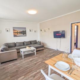 Urlaubsmagie - Ferienwohnung Heidelbeere - Gemeinschaftsgarten, Sauna & Saisonaler Pool - HW3B