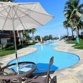 Apartamento 2 suítes em frente praia de camboinhas, hotel in Niterói