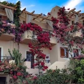Niki Apartments, hotel a Makris Gialos