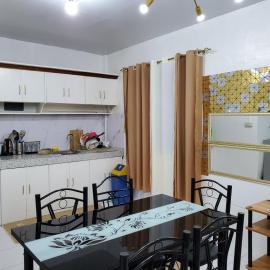 Chantal Beach House, hotel en San Fabian