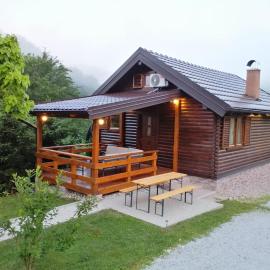 Holiday house Bliss، فندق في Kumrovec