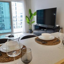 Modern 1BR Yas Island Pool, Gym, Parking