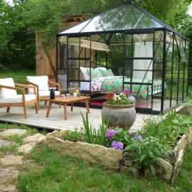 Le jardin secret, hotel u gradu Semur-en-Auxois