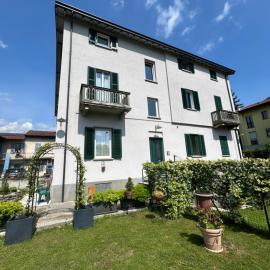 Acchiappasogni Holiday House, hotel v mestu Malgrate