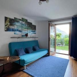 Il torrente dell'envers, Hotel in La Salle