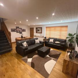 Wilford Charm Spacious 3BR Retreat in Nottingham