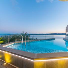 Apartments Villa Tomaš, hotel di Brela