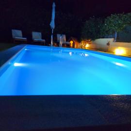 Villa Filoxenia all seasons, near airport, sea, Athens: Aghia Marina şehrinde bir otel
