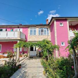 Apartments with parking space Mundanije, Rab - 23299