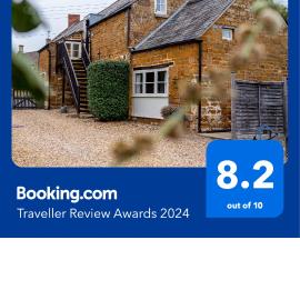 The Old Plough, mix of 1 bed and 3 bed units, rustic charm, super king bed or twins, en-suite, secure parking