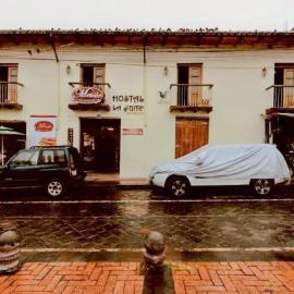Hostal La Suite、Sangolquíのホテル