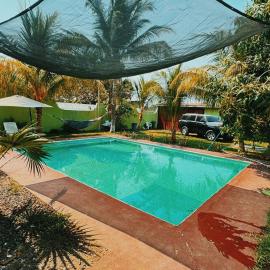 Casa chalet de descanso en monterrico Guatemala, hotel a Monterrico
