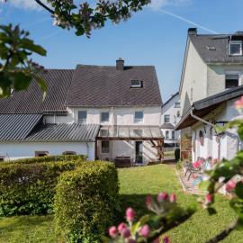 Holiday Home Bruni by Interhome, hotel i Manderscheid