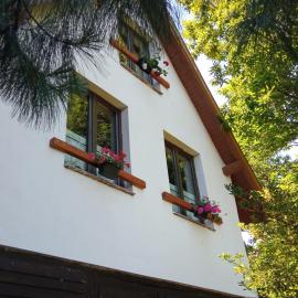 Pele vendégház, hotel in Velem