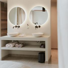 Havenhuis Tilburg, hotel v destinaci Tilburg
