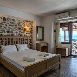 Paloudas Bay, hotel in Skala Kallirachis