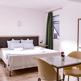 Hotel Primavera Betim, готель у місті Бетін