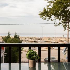 Manos Kritikakis Apartments, hotel in Platamonas