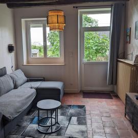 Gîte charmant proche des Châteaux de la Loire avec jardin privatif et parking. - FR-1-410-426、Chahaignesのホテル
