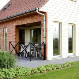 Back2Front, hotel di Boezinge