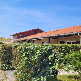 DUNES - Villa Patio Avec Jardin - proche Plage de la Gravière, hotel in Soorts-Hossegor