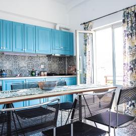 ZIROS Guesthouse، فندق في Zíros