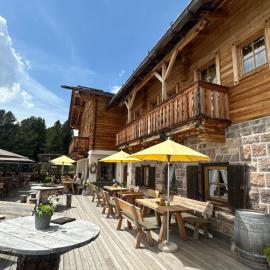 Chalet Resciesa Ortisei、オルティゼーイのホテル