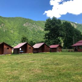 Bungalows Oaza, hotel in Vusanje