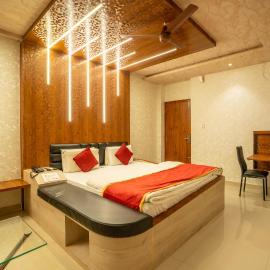 Seasons Suites Koramangala, hotel u gradu Bangalor