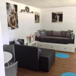 Ruhig gelegene Wohnung in Stadtnähe, hotel v destinácii Mosbach