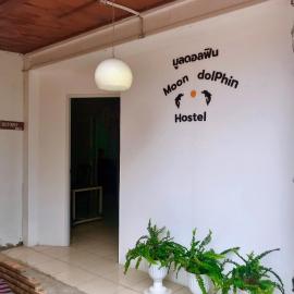 Moon Dolphin Hostel