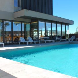 Adonis le Castellet, hotel a Signes