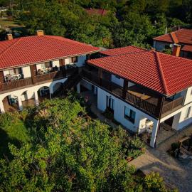 Поповата къща, Hotel in Krapets