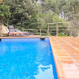 Cal Nene - plamun es, hotel i Begur